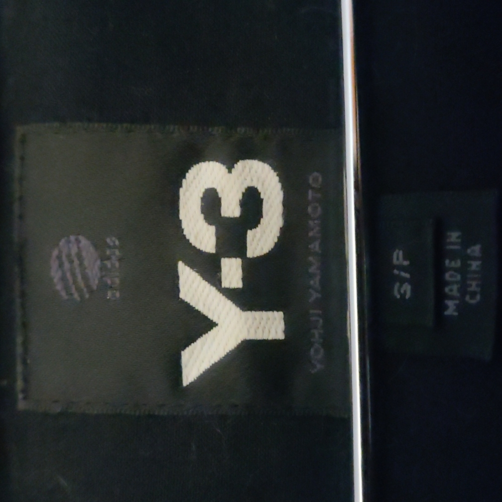 Yohji Yamamoto tradition in coat - Picture 4 of 6